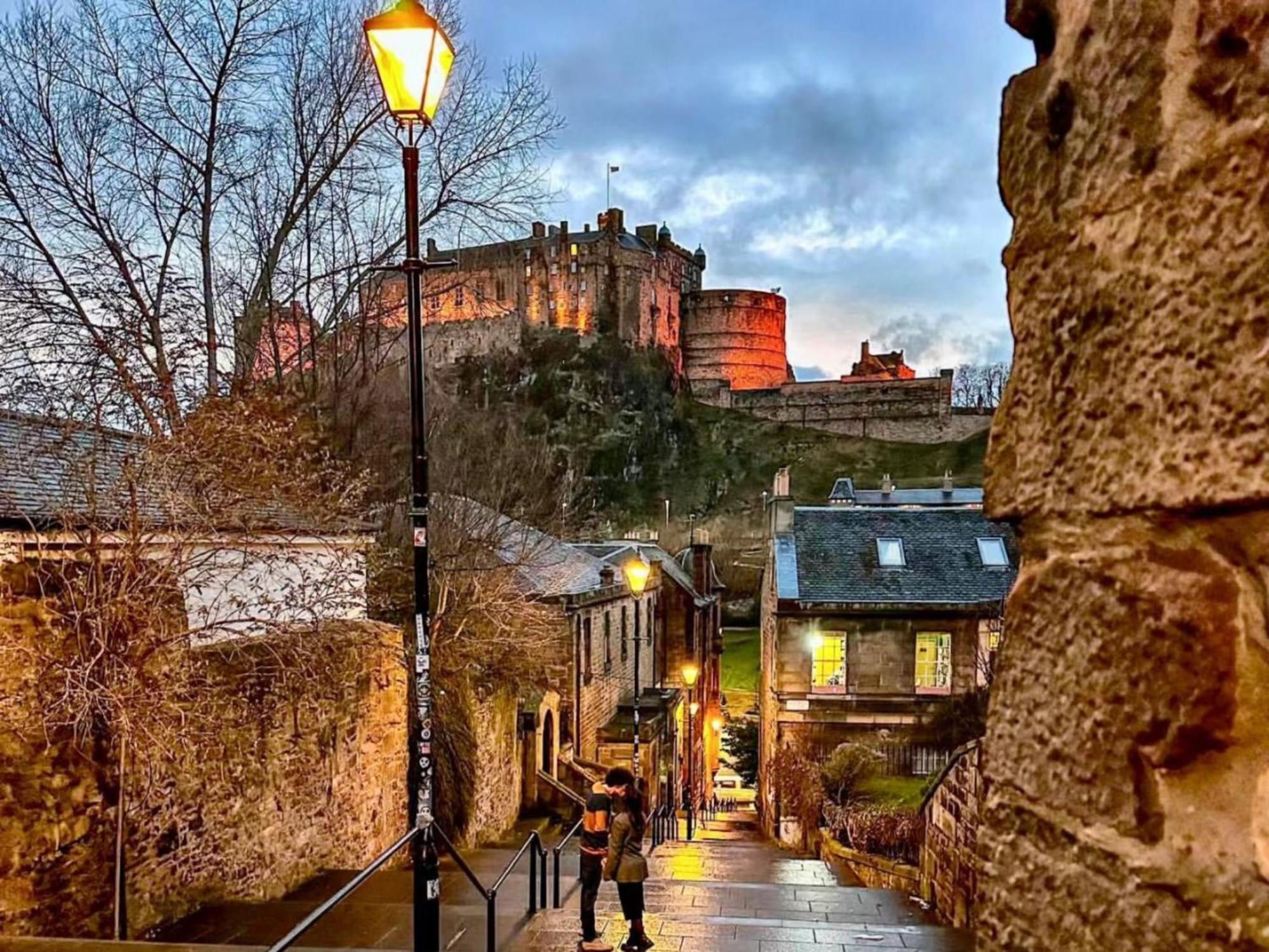 E'Holidays Эдинбург Экстерьер фото